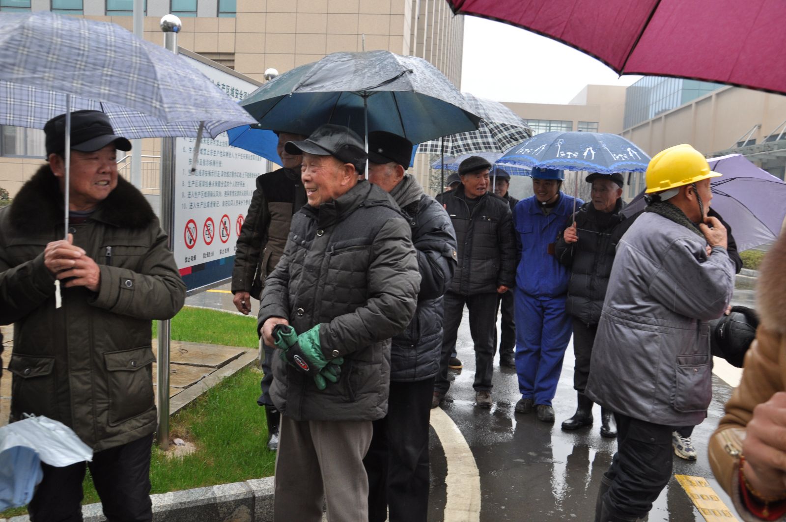 村企结对，和谐联动