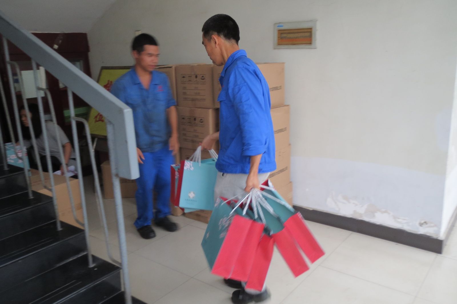 喜迎国庆，共庆中秋